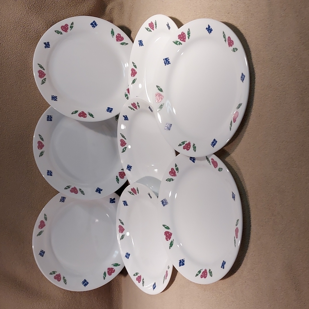 Corelle, Retired Quilt Pattern, Bread/Salad Plates